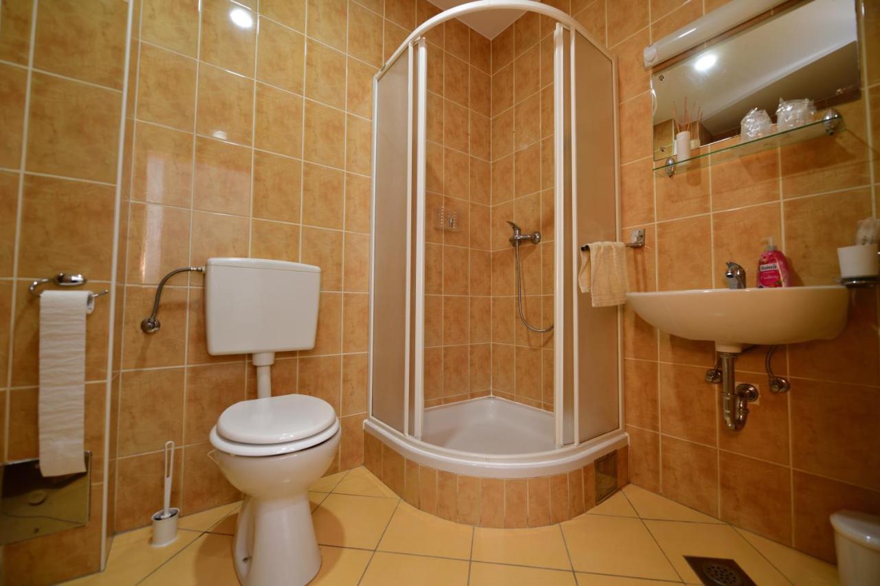 Apartman Miran 오시예크 외부 사진
